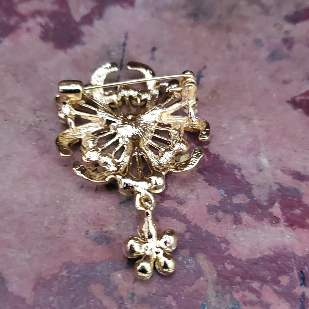 Gold Rhinestone Brooch DZ